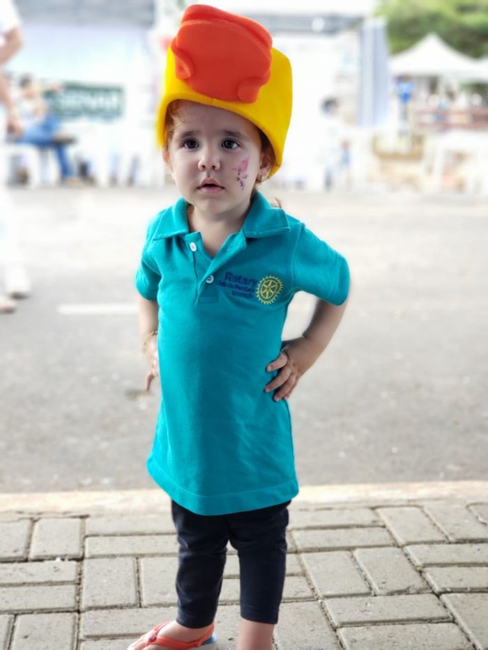FAMÍLIA NA PRAÇA REÚNE CENTENAS DE PESSOAS.
